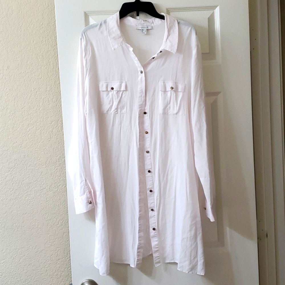 Atmosphere Women's Button Front Long Top